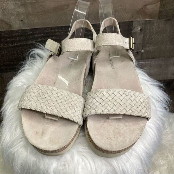 Muses and Cloud Beige Braided Ankle Strap Cork Accent Sandals - Picture 2 of 8